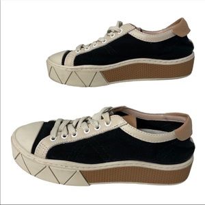 Schutz Platform Gizella Size 6.5